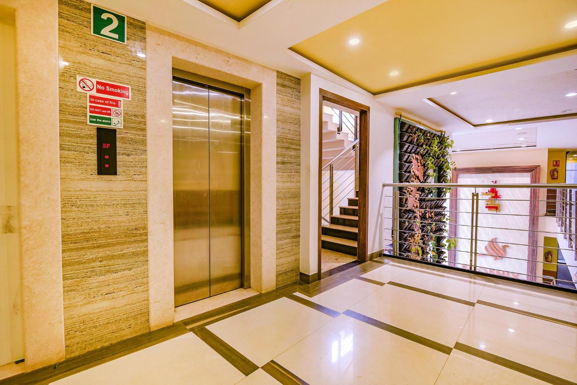 Fabhotel Phoenix Resorts - Nr M Chinnaswamy Stadium Bangalore Dış mekan fotoğraf