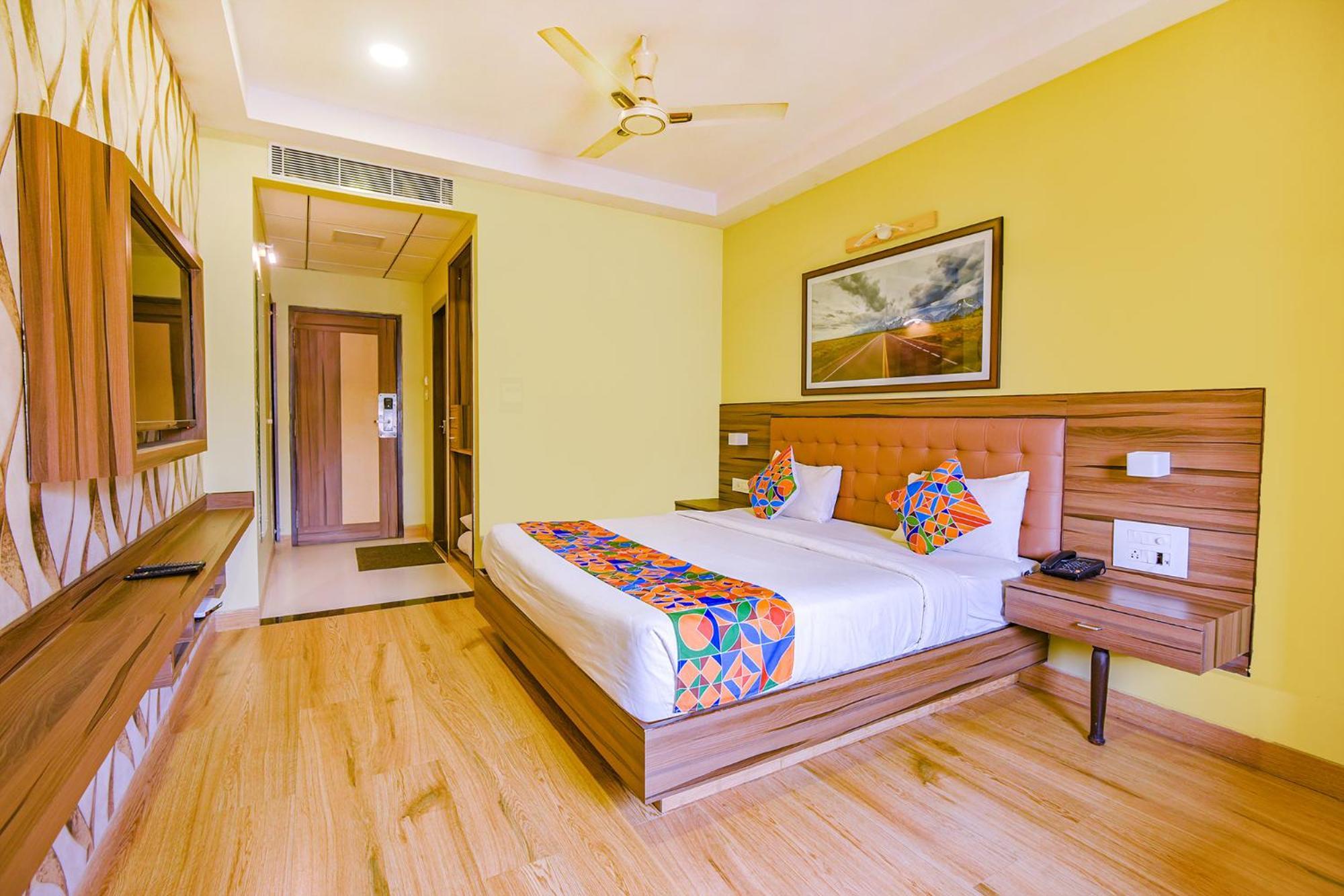 Fabhotel Phoenix Resorts - Nr M Chinnaswamy Stadium Bangalore Dış mekan fotoğraf